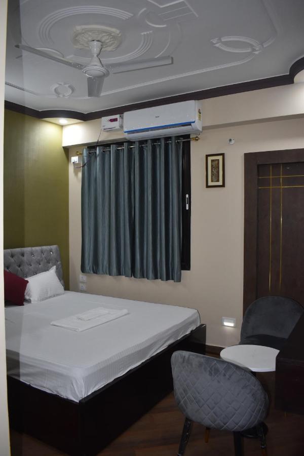 Hotel Lilac Doors Патна Экстерьер фото